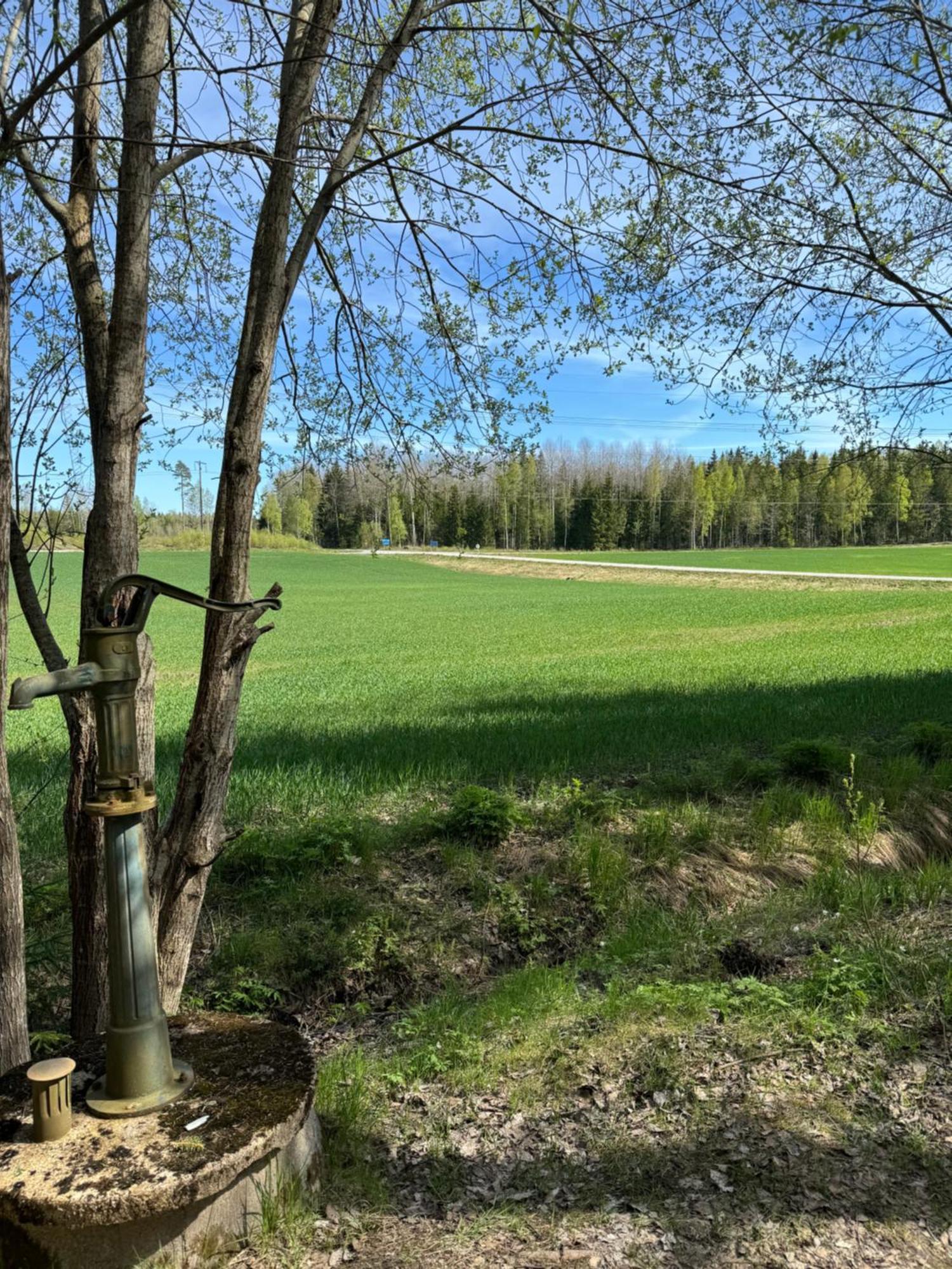 Mysig Stuga I Naevesta Orebro Exterior photo